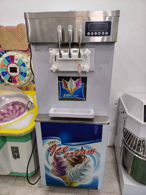 ماكينة آيس كريم سوفت لوكا (جديد)